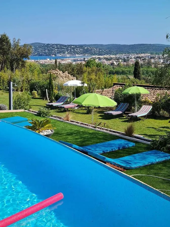 Aloasis Bed & Breakfast Grimaud 0*,